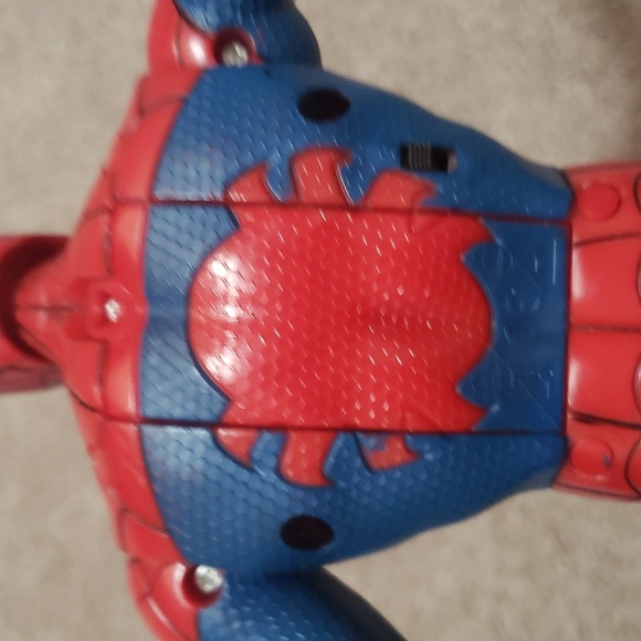 13" Talking Spider Man Action Figure Disney Store Exclusive Marvel Comics - Picture 3 of 4